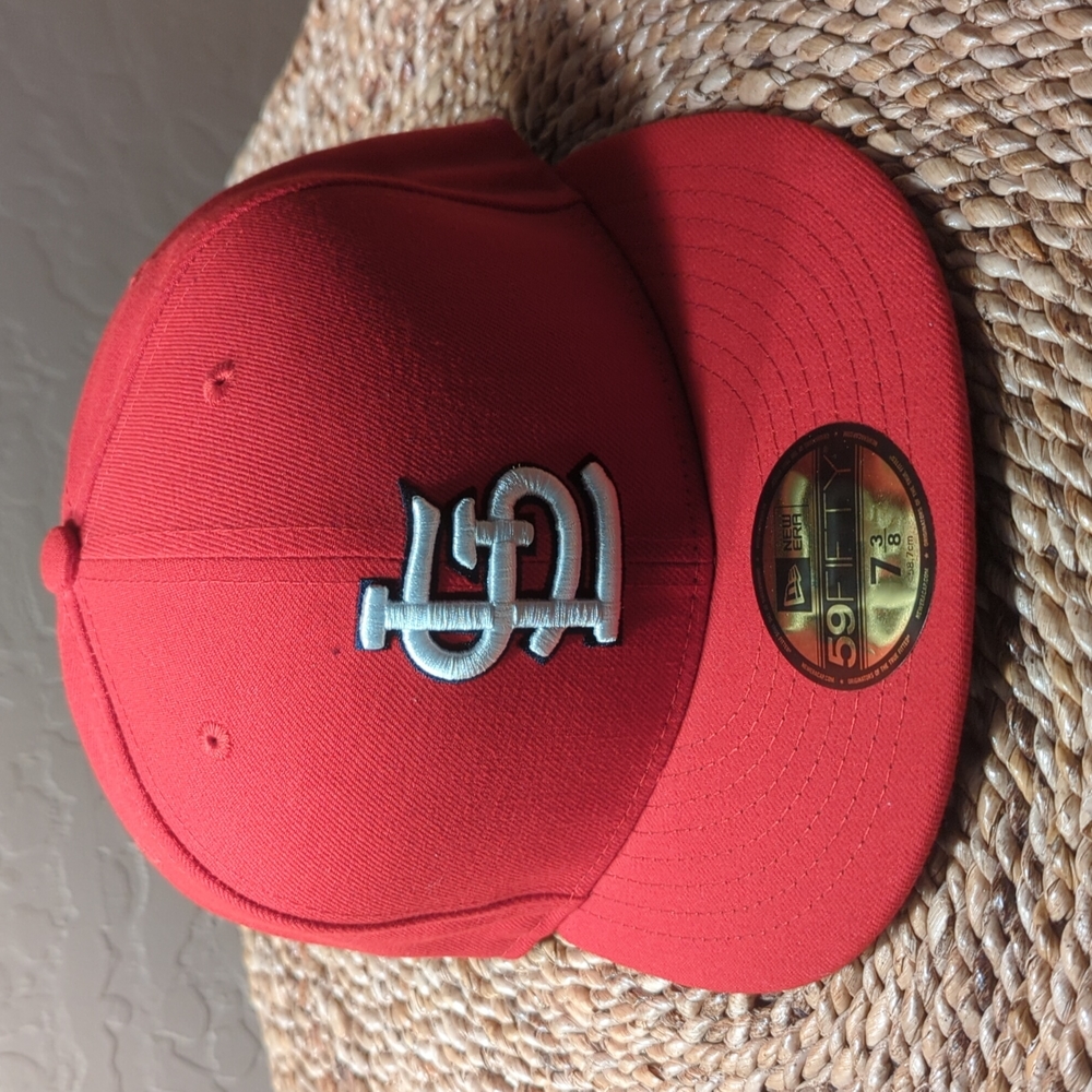 Saint Louis Cardinals Fitted Cap